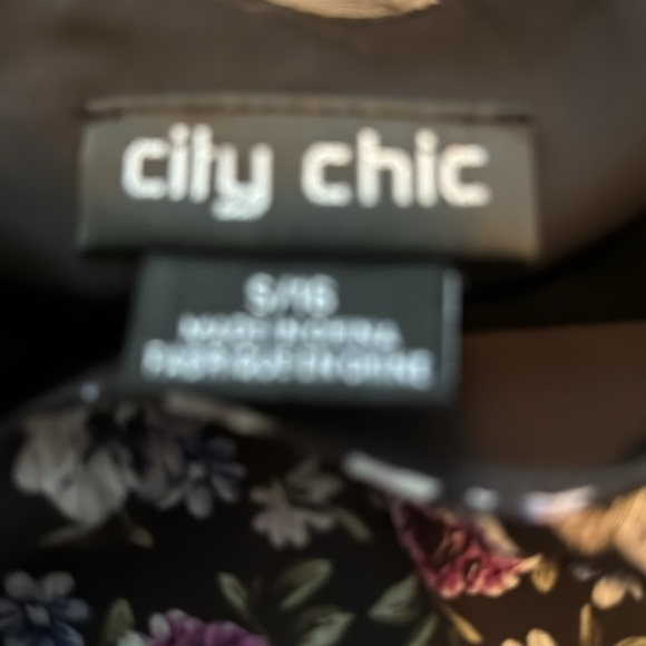 City Chic Floral Faux Wrap dress - Picture 7 of 7